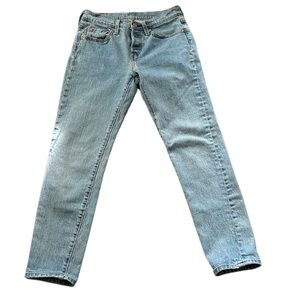 Levi’s 501 T Tapered Straight Leg Jeans | Light Blue Wash | W24 x L28